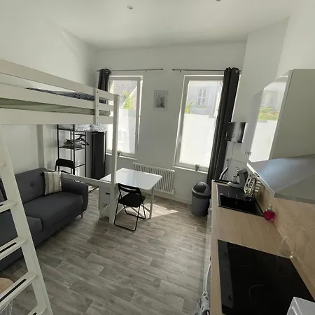 Apartment Studio Lumineux 18m2 , Proche Naval Group Et Centre Cherbourg-en-Cotentin